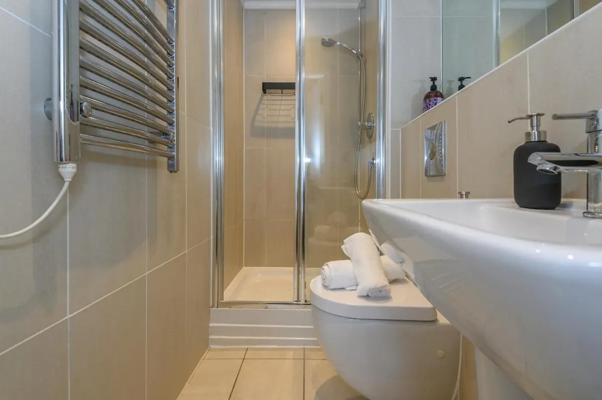 Central Luxury Apartment - Perfect For Business Stays 利兹 0*,  英国