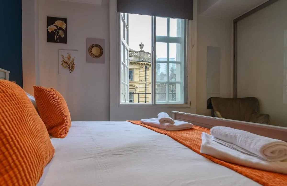 Central Luxury Apartment - Perfect For Business Stays 利兹